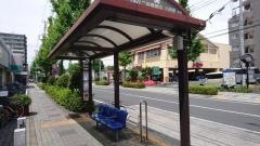 「名主屋敷」バス停留所