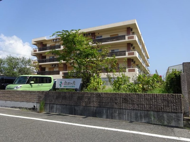 鹿田の庄 建物全景