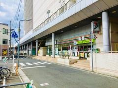 セブンイレブン　高松瓦町駅東口