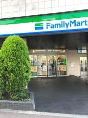 ファミリーマート　八丁堀四丁目店