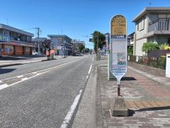 「グリーンプール入口」バス停留所