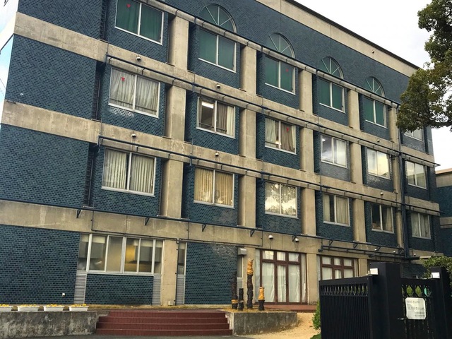 聖心学園中等教育学校の赤本×4 平成30年度 聖心学園中等教育学校 入学式が挙行されました（4/5