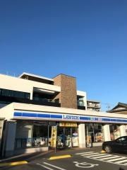 ローソン　港区七反野一丁目店