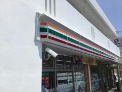 セブンイレブン　浦添前田店