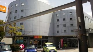 トヨタカローラ和歌山シーズ秋葉山店