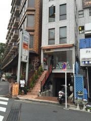 カフェ・タピロス