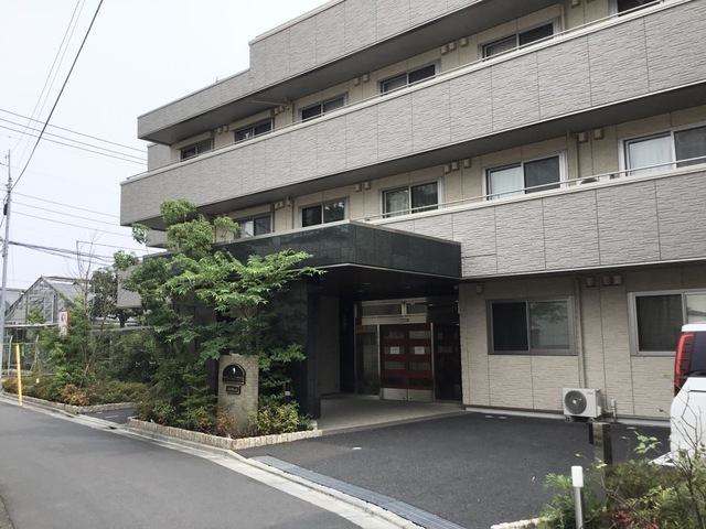 有料老人ホームサニーライフ江戸川の入り口の様子