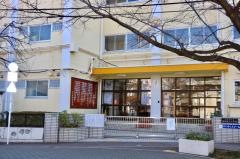 篠崎第三小学校