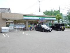 ファミリーマート　江戸川篠崎街道店