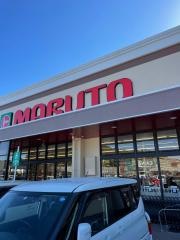 マルト　岡小名店
