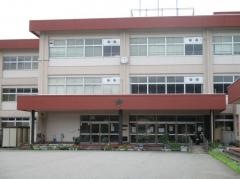 津川小学校