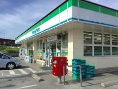 ファミリーマート　アスティー大里店