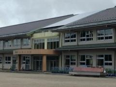 山岡小学校