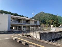 新井小学校