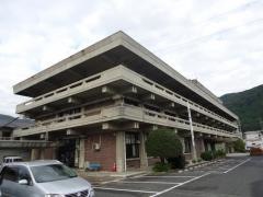 新見市役所