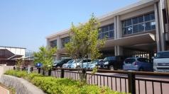 伴南小学校