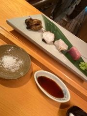 鮨あずま