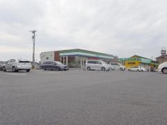 ファミリーマート　中瀬インター店