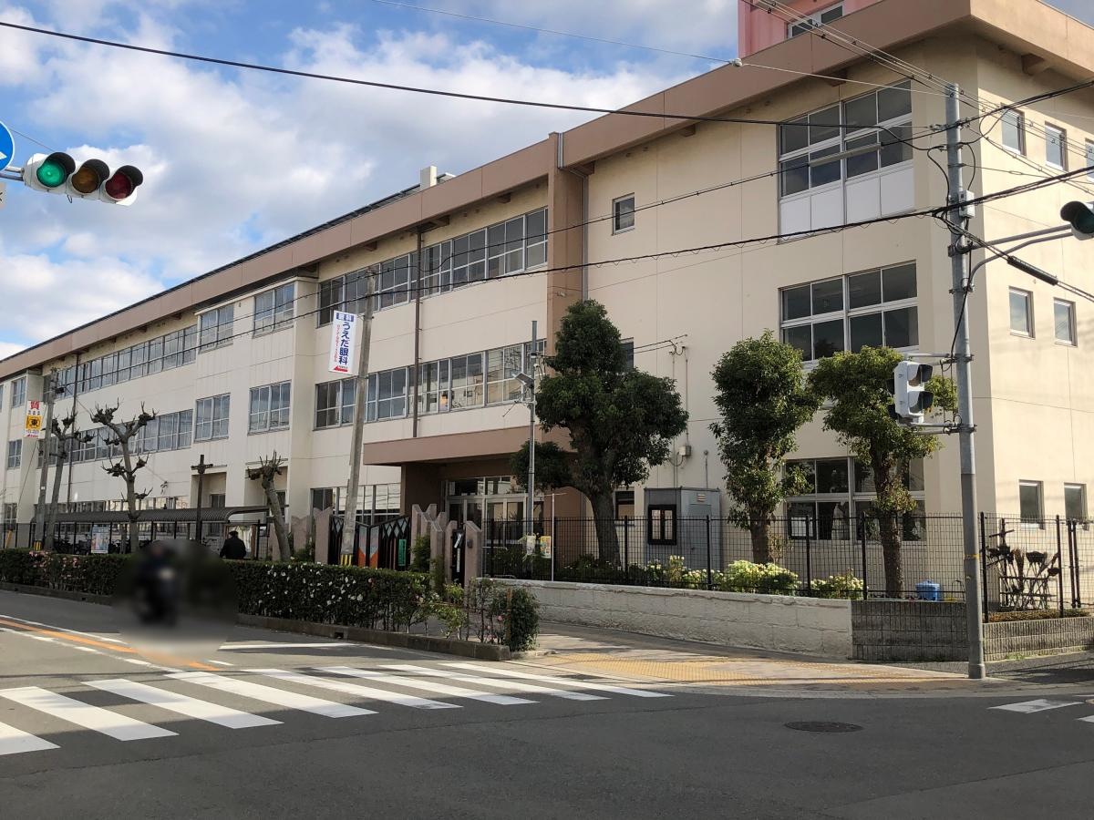 新生野中学校