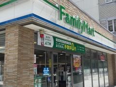 ファミリーマート　内本町西店
