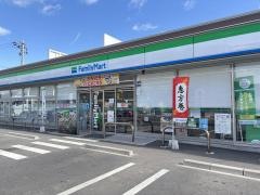 ファミリーマート　桑名駅西店