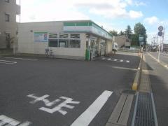 ファミリーマート　四街道小学校前店