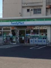 ファミリーマート　東墨田二丁目店