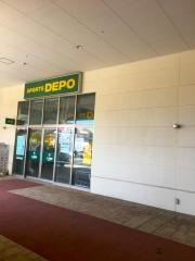 スポーツデポ　フレスポジャングルパーク店