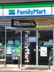 ファミリーマート　岐南伏屋店