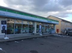 ファミリーマート　新潟東中野山七丁目店