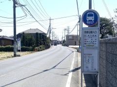 「貝塚公園入口」バス停留所