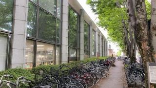 つくば市立中央図書館