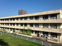 三郷小学校