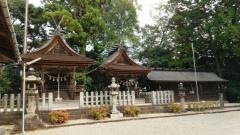 南出白山比め神社