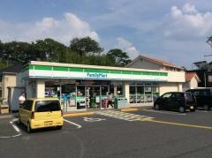 ファミリーマート　吉成一丁目店