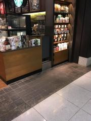 スターバックスコーヒー　関西国際空港エアサイド店