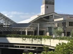 新百合ケ丘駅