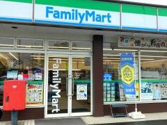 ファミリーマート　石岡旭台店