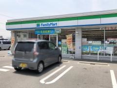 ファミリーマート　港金船町店