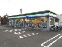ファミリーマート　岐阜北鶉店