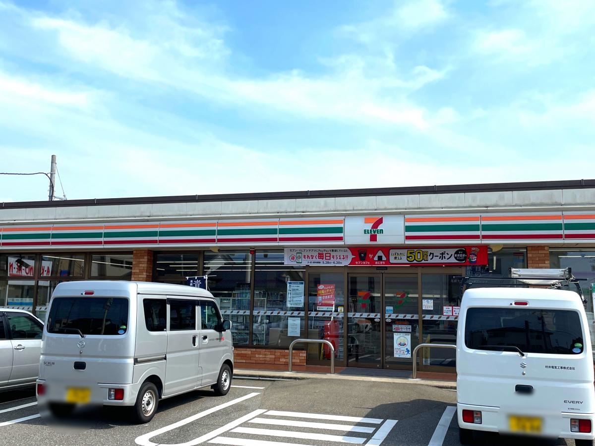 セブンイレブン　富山堀川本郷店