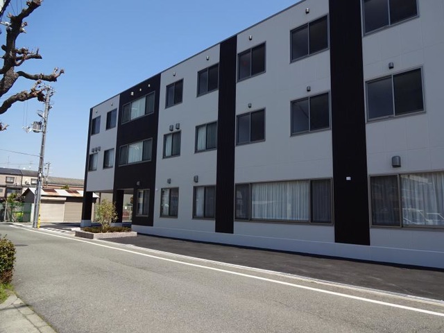 シニアハウス笑楽 東住吉 施設外観