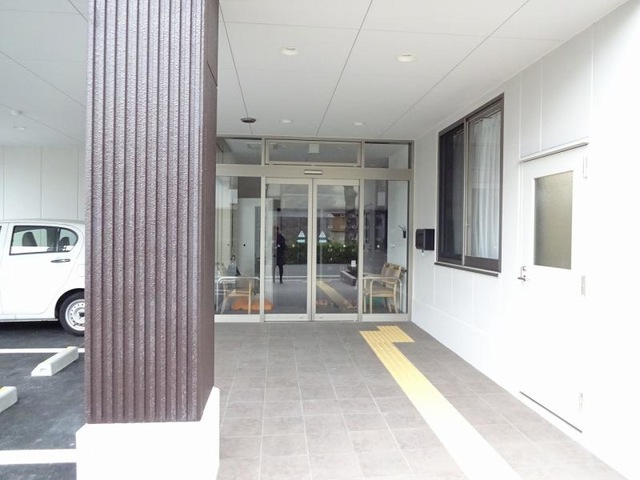 シニアハウス笑楽 東住吉 施設外観