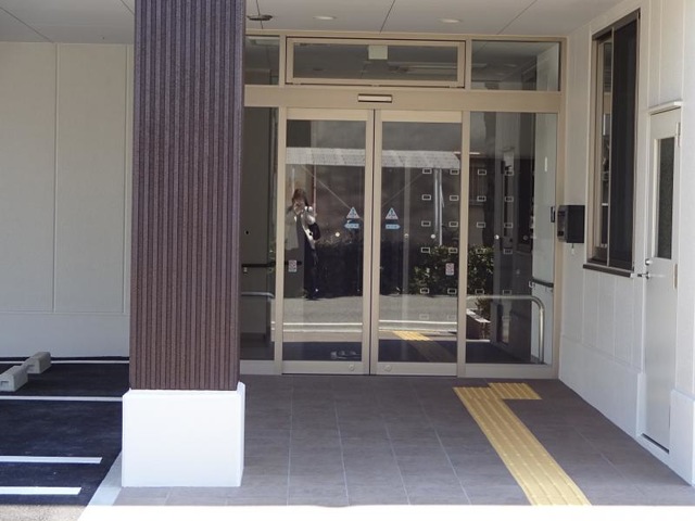 シニアハウス笑楽 東住吉 施設外観
