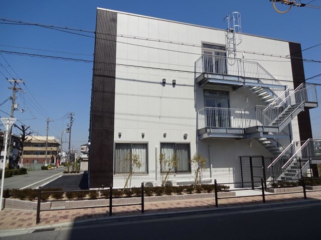シニアハウス笑楽 東住吉 施設外観