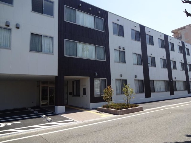 シニアハウス笑楽 東住吉 施設外観