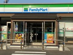 ファミリーマート　生月大橋店