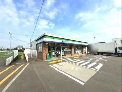 ファミリーマート　松山ていれぎ店