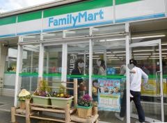ファミリーマート　福知山牧店
