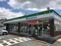 ファミリーマート　茨木太田二丁目店